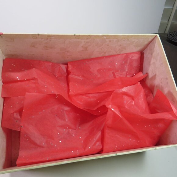 Large Peace on Earth gift box with Gold wired ribbon bow Holiday Winter - Picture 8 of 14